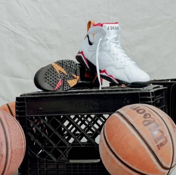 WOMEN'S AIR JORDAN 7 RETRO 'CARDINAL' - Picture 2 of 16